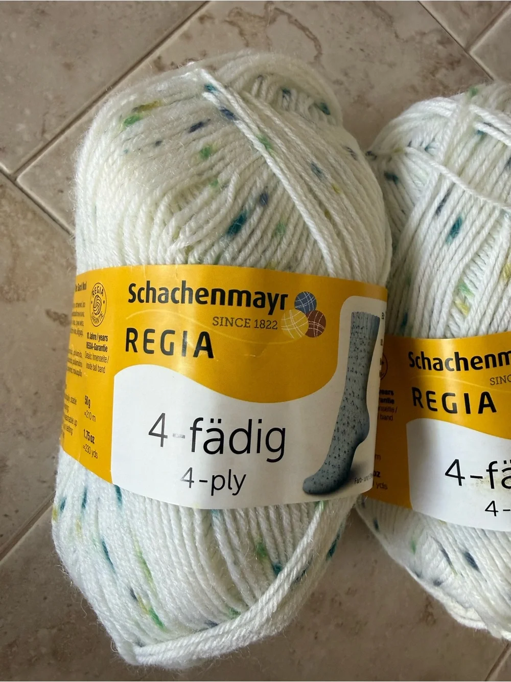 4-ply White Speckled Sock Yarn